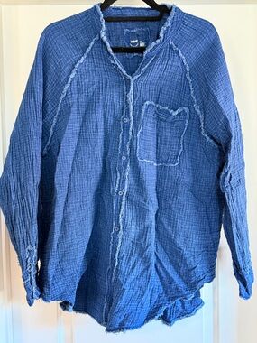 aerie Blue Crinkle Cotton Long-Sleeve Button-Down Shirt